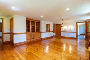 34 Curtis Ave, Camden, ME 04843 - Photo 5