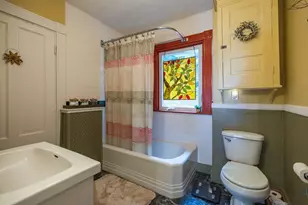 105 Franklin St, Rumford, ME 04276 - Photo 37