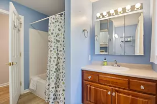 25 Hubbard St, Saco, ME 04072 - Photo 23