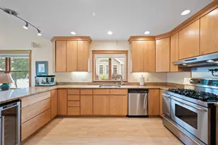 15 Harbor Dr, Brewer, ME 04412 - Photo 13