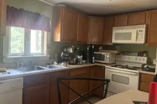 31 Greenlief St, Augusta, ME 04330 - Photo 11