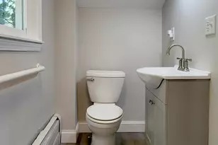 24 Warwick St, Bangor, ME 04401 - Photo 21