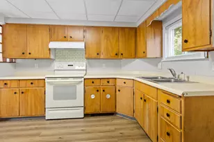 24 Warwick St, Bangor, ME 04401 - Photo 7