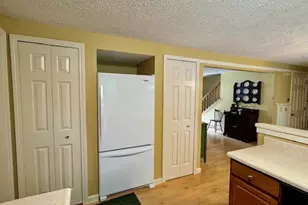 111 Evergreen Dr, Waterville, ME 04901 - Photo 9