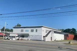 569 Hammond St, Bangor, ME 04401 - Photo 1