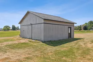 208 Pleasant St, Clinton, ME 04927 - Photo 59