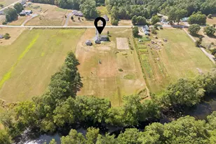 208 Pleasant St, Clinton, ME 04927 - Photo 9