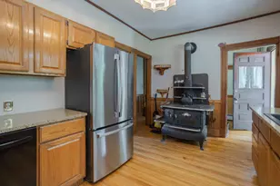 72 Main St, Peru, ME 04290 - Photo 7