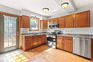 10 Nottingham Dr, Saco, ME 04072 - Photo 9