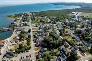 27 Pleasant St, Lubec, ME 04652 - Photo 23