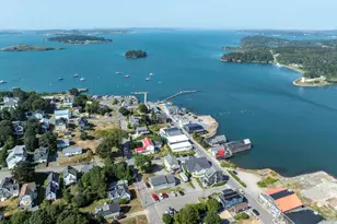 27 Pleasant St, Lubec, ME 04652 - Photo 25