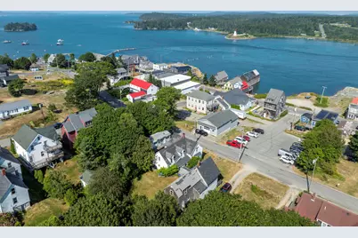 27 Pleasant Street, Lubec, ME 04652 - Photo 17