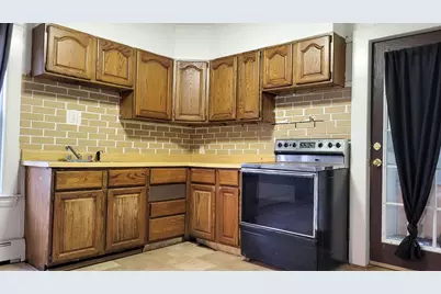 134 Lincoln Avenue, Rumford, ME 04276 - Photo 5