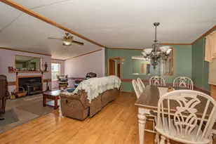 490 Essex St, Dover Foxcroft, ME 04426 - Photo 9