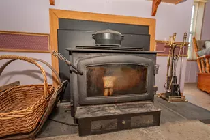 490 Essex St, Dover Foxcroft, ME 04426 - Photo 15