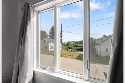 4 Church Street, Winterport, ME 04496 - Photo 19