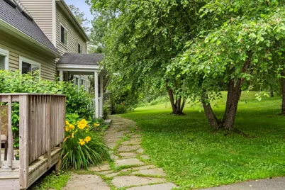 5 Hillside Place #2, Boothbay, ME 04537 - Photo 3