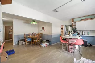 16 Hill St, Biddeford, ME 04005 - Photo 3