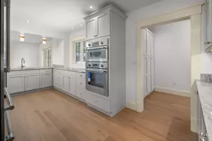 425 York St, York, ME 03909 - Photo 23