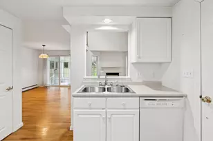 17 Hampton Glen Dr, Kennebunk, ME 04043 - Photo 11