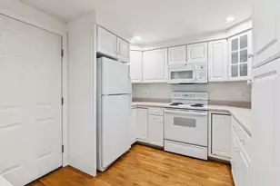 17 Hampton Glen Dr, Kennebunk, ME 04043 - Photo 9