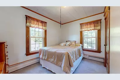 12 Lakeview Street, Lincoln, ME 04457 - Photo 17