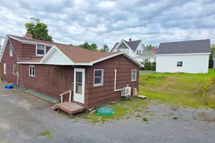 20 Judd St, Presque Isle, ME 04769 - Photo 5
