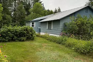 5 10 11 Country Ln, Kingfield, ME 04947 - Photo 37