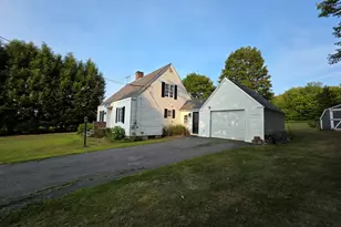 357 Main St, Lincoln, ME 04457 - Photo 5