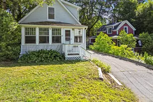 32 Murray St, Augusta, ME 04330 - Photo 3