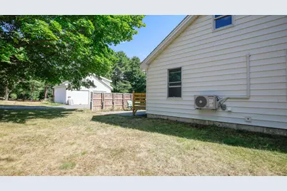 671 Essex Street, Bangor, ME 04401 - Photo 89