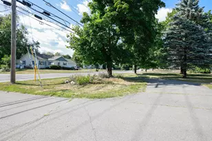 671 Essex St, Bangor, ME 04401 - Photo 97