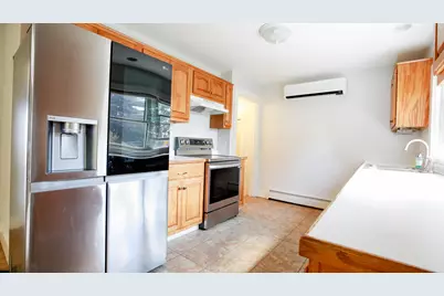 671 Essex Street, Bangor, ME 04401 - Photo 11