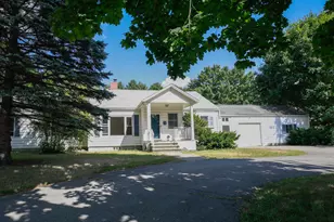 671 Essex St, Bangor, ME 04401 - Photo 93