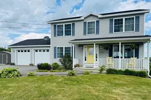 905 Blackstream Rd, Hermon, ME 04401 - Photo 1