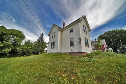 7 Cleveland Street, Houlton, ME 04730 - Photo 5
