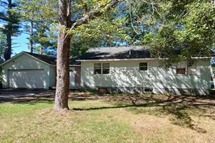 92 Water St, Howland, ME 04448 - Photo 3