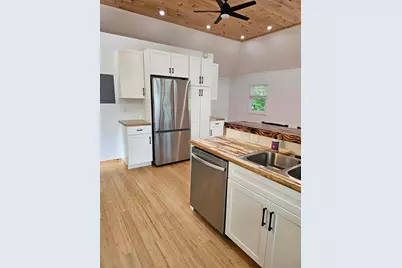 62 Pleasant Street, Greenville, ME 04441 - Photo 5