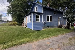 3 Sunnyside St, Houlton, ME 04730 - Photo 3