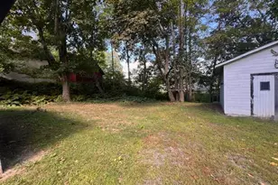 3 Sunnyside St, Houlton, ME 04730 - Photo 23