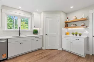 28 Woodbrey Ln, Standish, ME 04084 - Photo 5