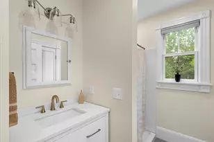 294 Broadway, Rockland, ME 04841 - Photo 21