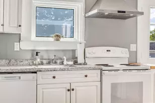 56 Washington St, Lubec, ME 04652 - Photo 19