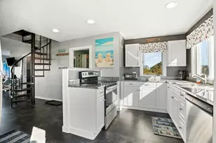 111 Mile Stretch Rd, Biddeford, ME 04005 - Photo 9