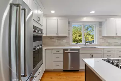 32 New Road, Scarborough, ME 04074 - Photo 9