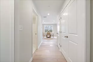 32 Regency Cir, Kittery, ME 03904 - Photo 9