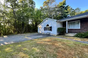 1068 Main Rd, Eddington, ME 04428 - Photo 9