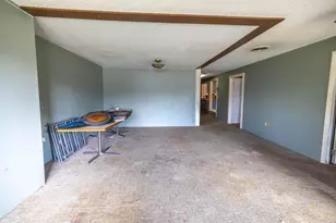 1186 Eastern Ave, Chelsea, ME 04330 - Photo 17