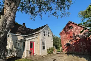 65 Oliver St, Rockland, ME 04841 - Photo 3