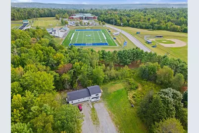 2425 Us-2, Hermon, ME 04401 - Photo 11